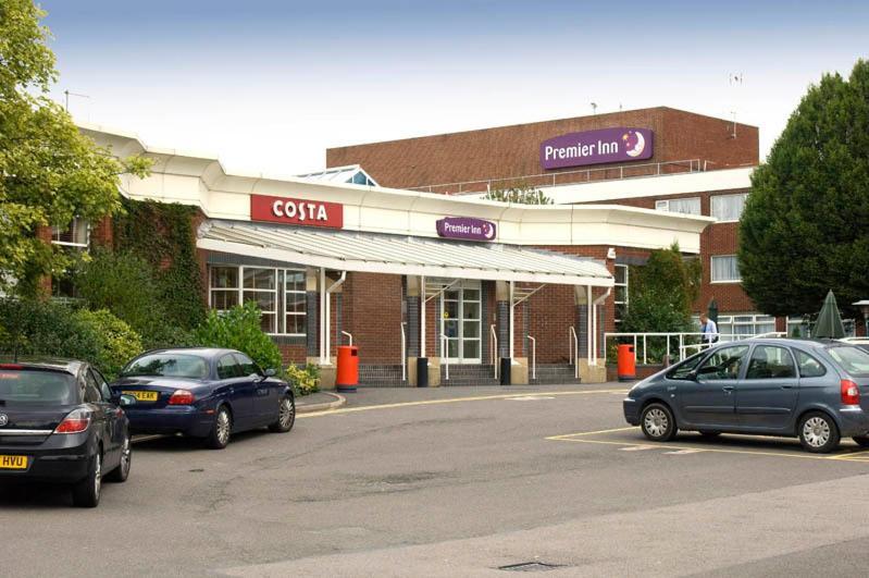 Premier Inn Leicester Fosse Park Exterior photo
