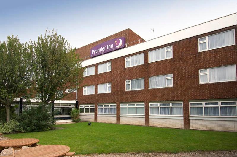 Premier Inn Leicester Fosse Park Exterior photo