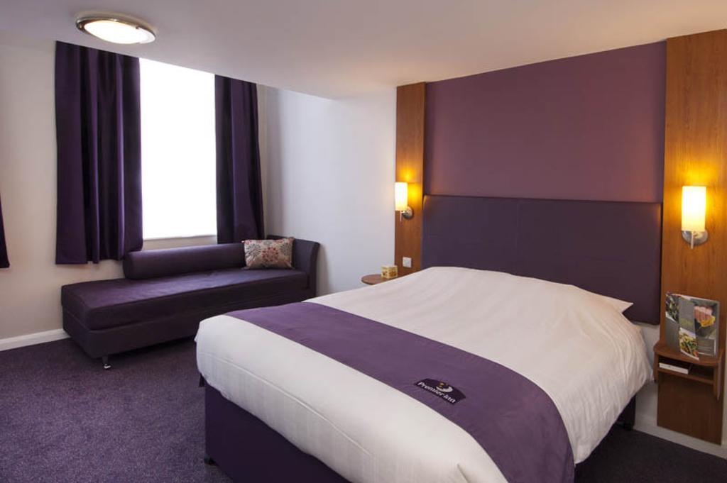 Premier Inn Leicester Fosse Park Exterior photo