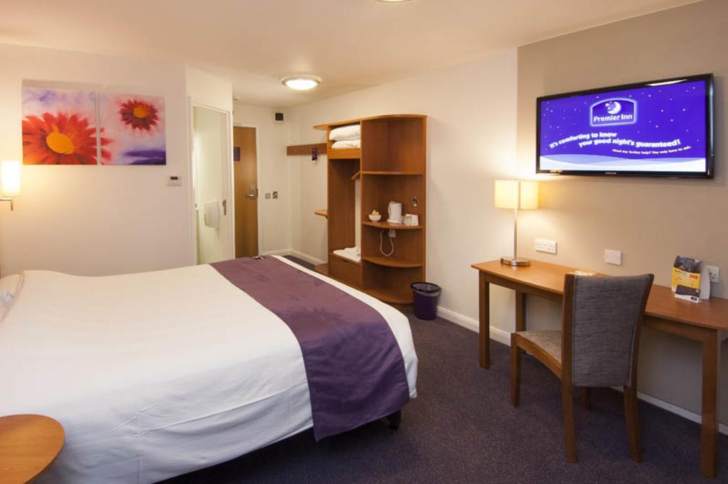 Premier Inn Leicester Fosse Park Exterior photo